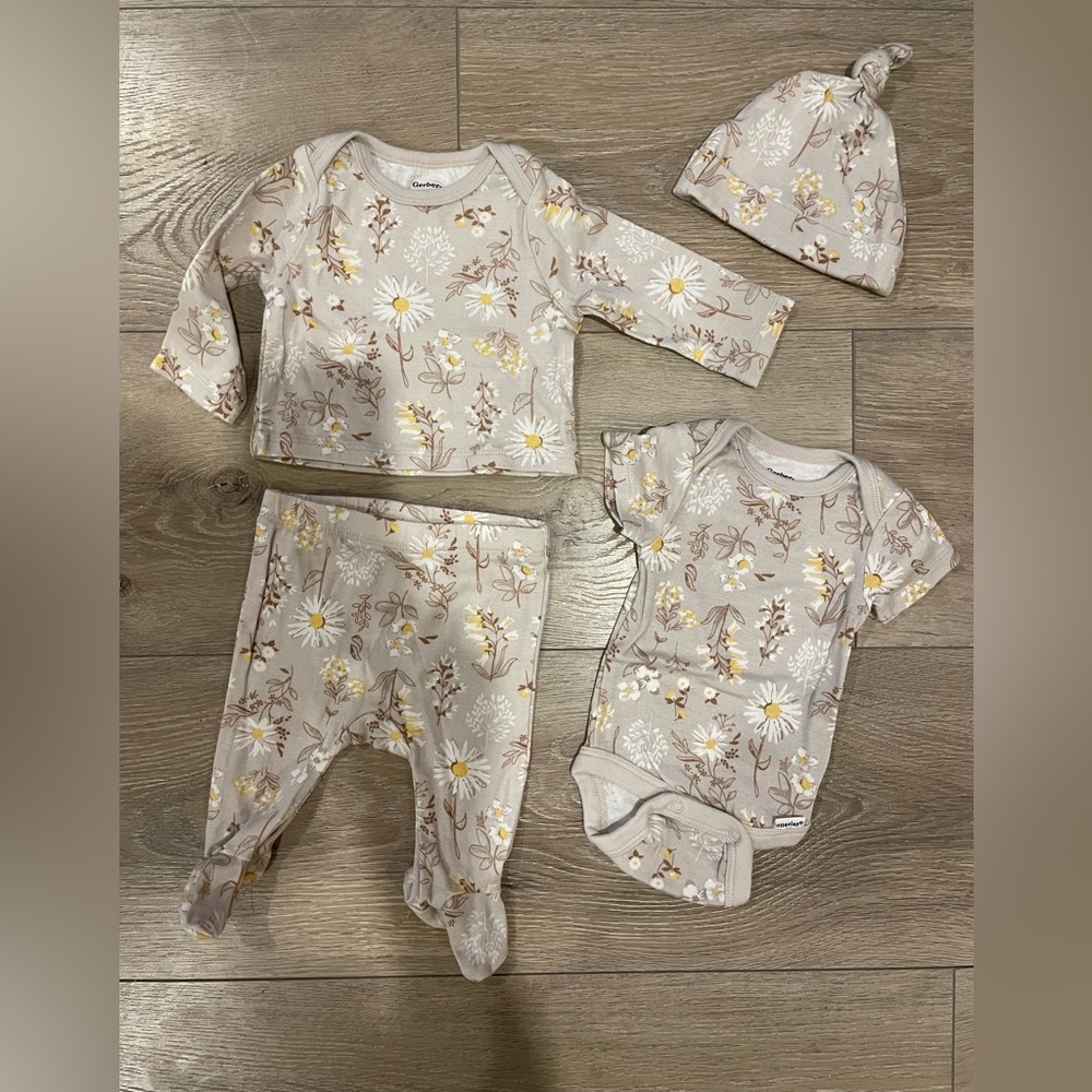 4 pieces baby girl set